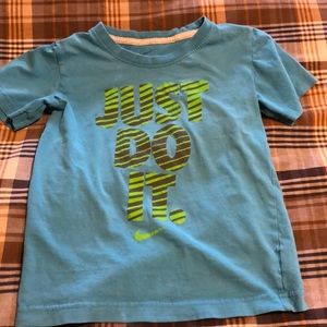 Boys Nike T
